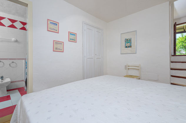 Agenzia Immobiliare vendite e affitti case appartamenti ville casali stazzi Costa Smeralda, Arzachena, Palau, Cannigione, la Conia, Baja Sardinia, Porto Cervo, Porto Sole, Abbiadori, Costa Smeralda e Porto Rotondo.