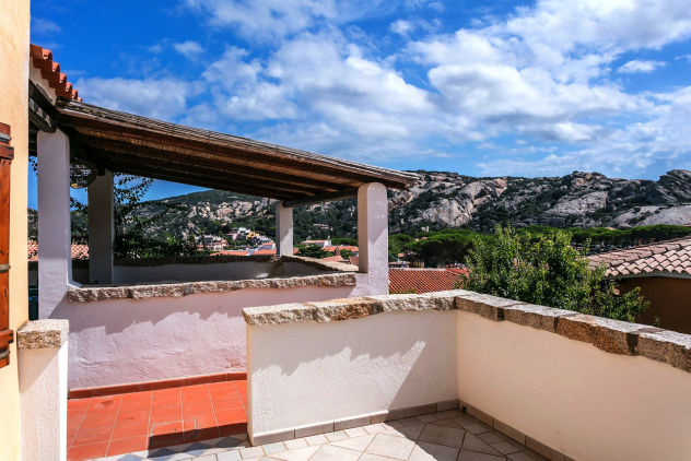 Agenzia Immobiliare vendite e affitti case appartamenti ville casali stazzi Costa Smeralda, Arzachena, Palau, Cannigione, la Conia, Baja Sardinia, Porto Cervo, Porto Sole, Abbiadori, Costa Smeralda e Porto Rotondo.