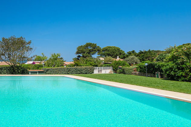 Agenzia Immobiliare vendite e affitti case appartamenti ville casali stazzi Costa Smeralda, Arzachena, Palau, Cannigione, la Conia, Baja Sardinia, Porto Cervo, Porto Sole, Abbiadori, Costa Smeralda e Porto Rotondo.