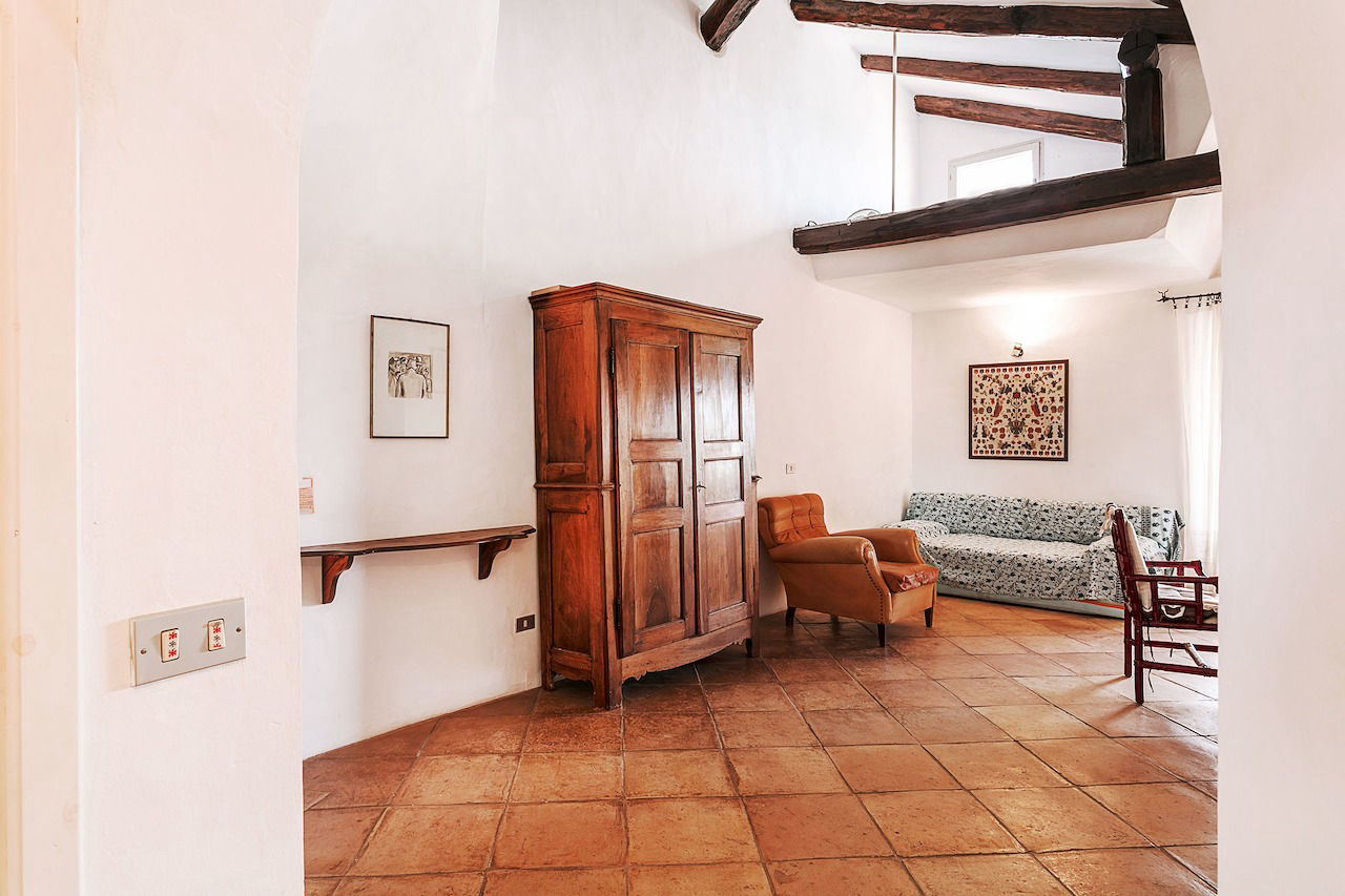 Agenzia Immobiliare vendite e affitti case appartamenti ville casali stazzi Costa Smeralda, Arzachena, Palau, Cannigione, la Conia, Baja Sardinia, Porto Cervo, Porto Sole, Abbiadori, Costa Smeralda e Porto Rotondo.