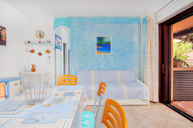 Agenzia Immobiliare vendite e affitti case appartamenti ville casali stazzi Costa Smeralda, Arzachena, Palau, Cannigione, la Conia, Baja Sardinia, Porto Cervo, Porto Sole, Abbiadori, Costa Smeralda e Porto Rotondo.