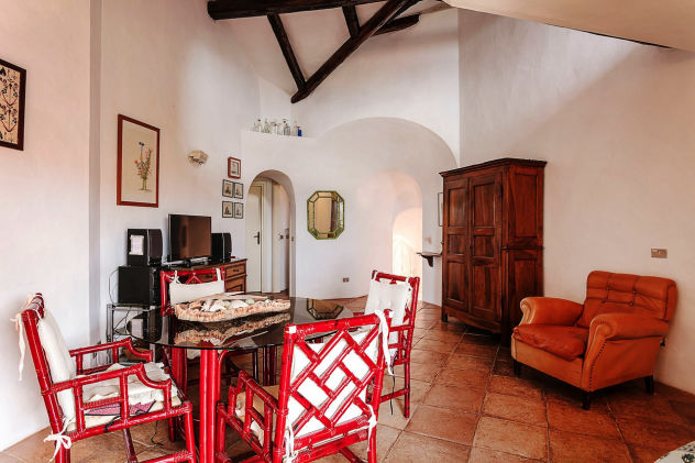 Agenzia Immobiliare vendite e affitti case appartamenti ville casali stazzi Costa Smeralda, Arzachena, Palau, Cannigione, la Conia, Baja Sardinia, Porto Cervo, Porto Sole, Abbiadori, Costa Smeralda e Porto Rotondo.