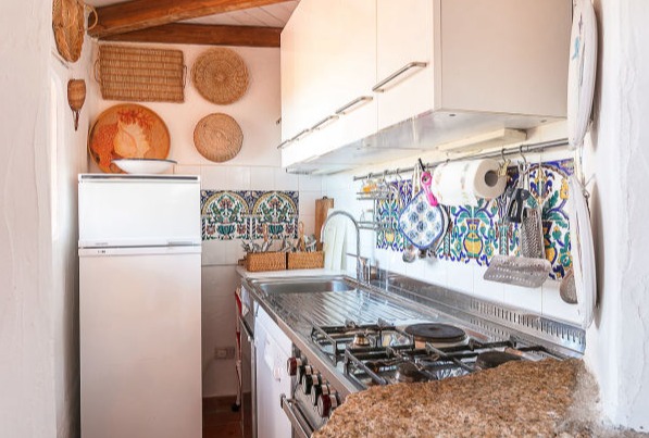 Agenzia Immobiliare vendite e affitti case appartamenti ville casali stazzi Costa Smeralda, Arzachena, Palau, Cannigione, la Conia, Baja Sardinia, Porto Cervo, Porto Sole, Abbiadori, Costa Smeralda e Porto Rotondo.