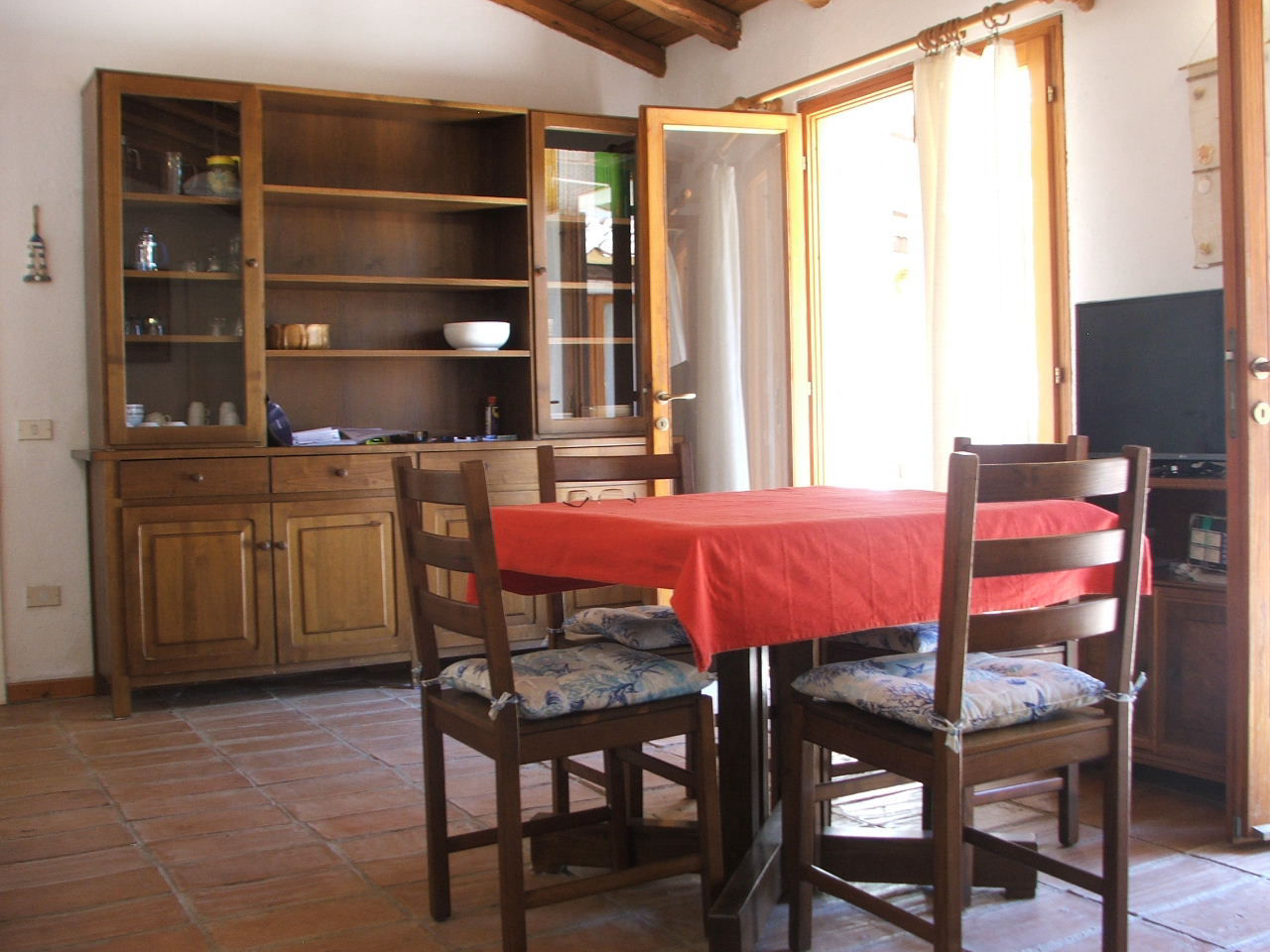 Agenzia Immobiliare vendite e affitti case appartamenti ville casali stazzi Costa Smeralda, Arzachena, Palau, Cannigione, la Conia, Baja Sardinia, Porto Cervo, Porto Sole, Abbiadori, Costa Smeralda e Porto Rotondo.