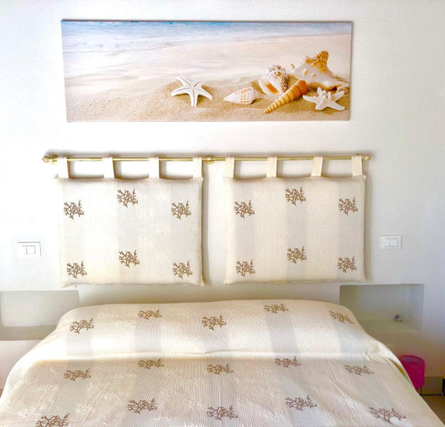 Agenzia Immobiliare vendite e affitti case appartamenti ville casali stazzi Costa Smeralda, Arzachena, Palau, Cannigione, la Conia, Baja Sardinia, Porto Cervo, Porto Sole, Abbiadori, Costa Smeralda e Porto Rotondo.