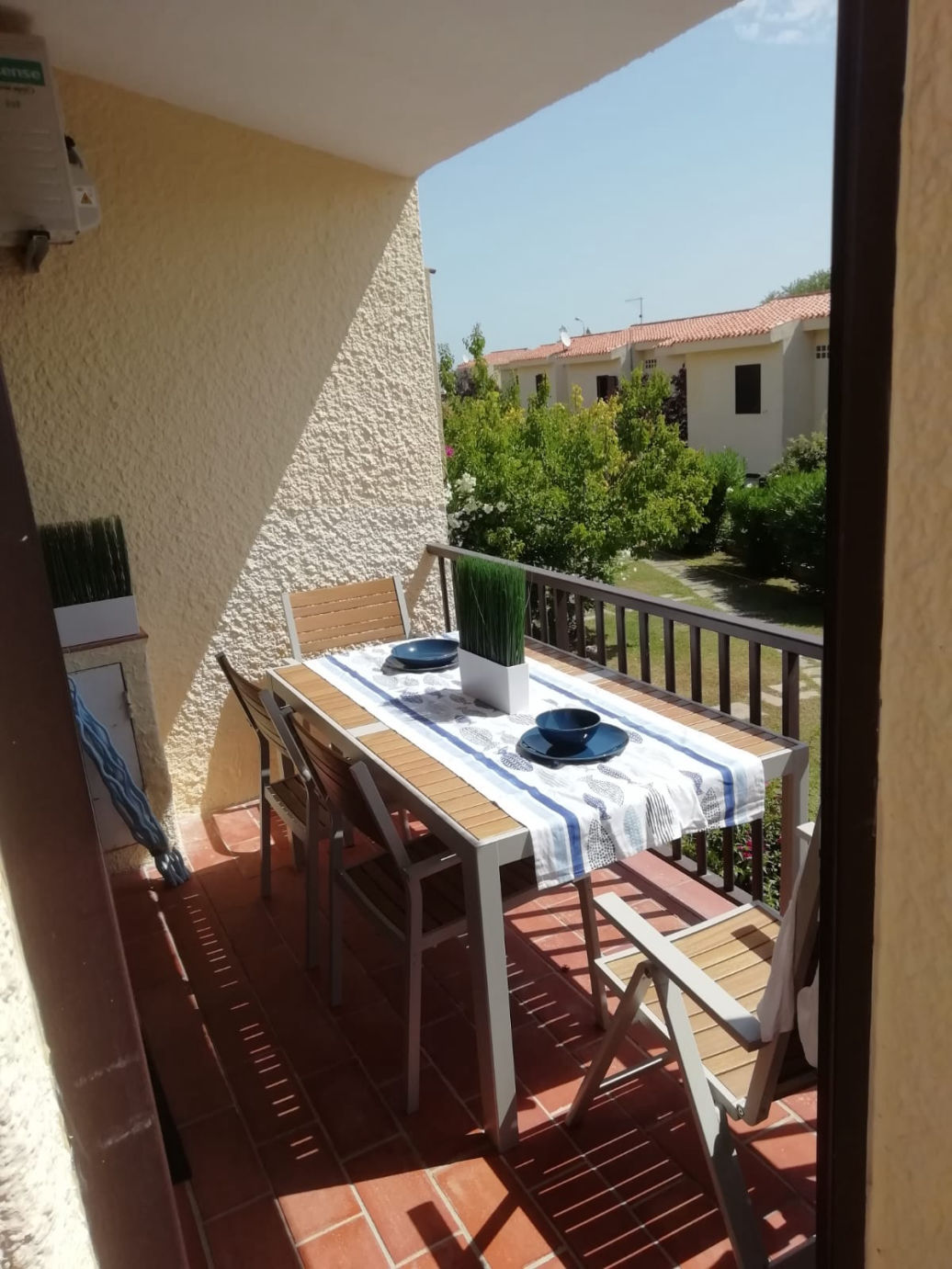 Agenzia Immobiliare vendite e affitti case appartamenti ville casali stazzi Costa Smeralda, Arzachena, Palau, Cannigione, la Conia, Baja Sardinia, Porto Cervo, Porto Sole, Abbiadori, Costa Smeralda e Porto Rotondo.