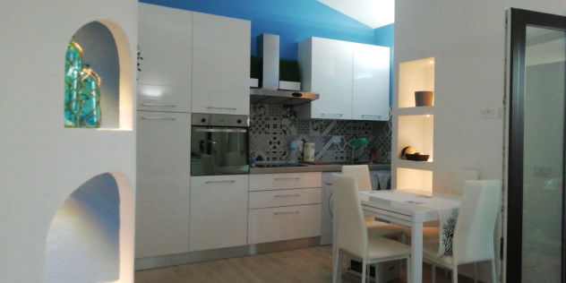 Agenzia Immobiliare vendite e affitti case appartamenti ville casali stazzi Costa Smeralda, Arzachena, Palau, Cannigione, la Conia, Baja Sardinia, Porto Cervo, Porto Sole, Abbiadori, Costa Smeralda e Porto Rotondo.